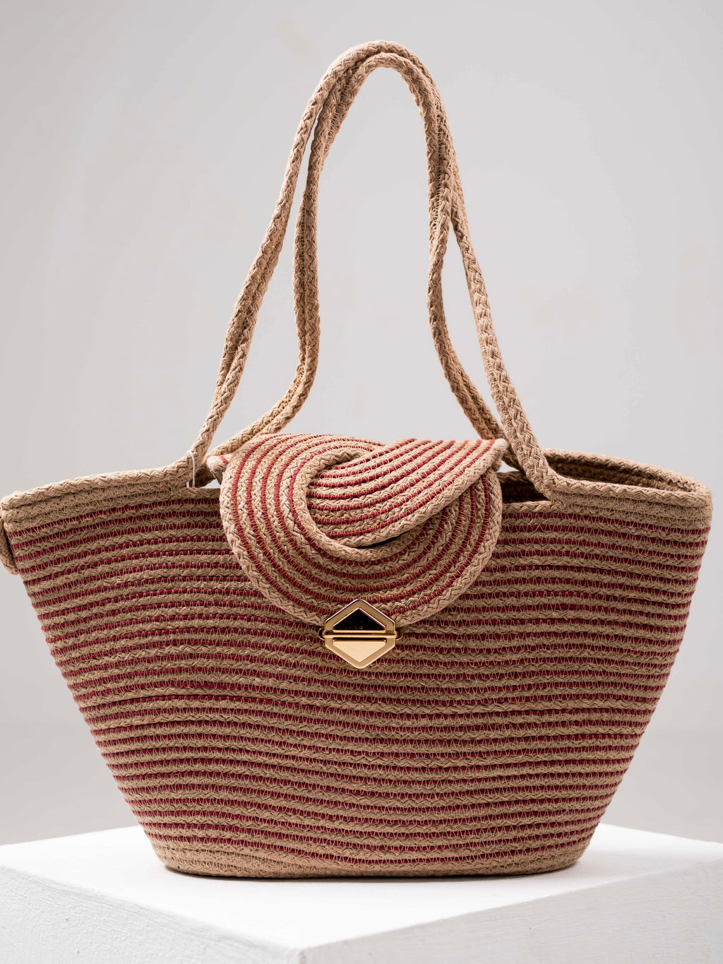 Sac à main Nubia en corde de coton Niléa sur fond blanc