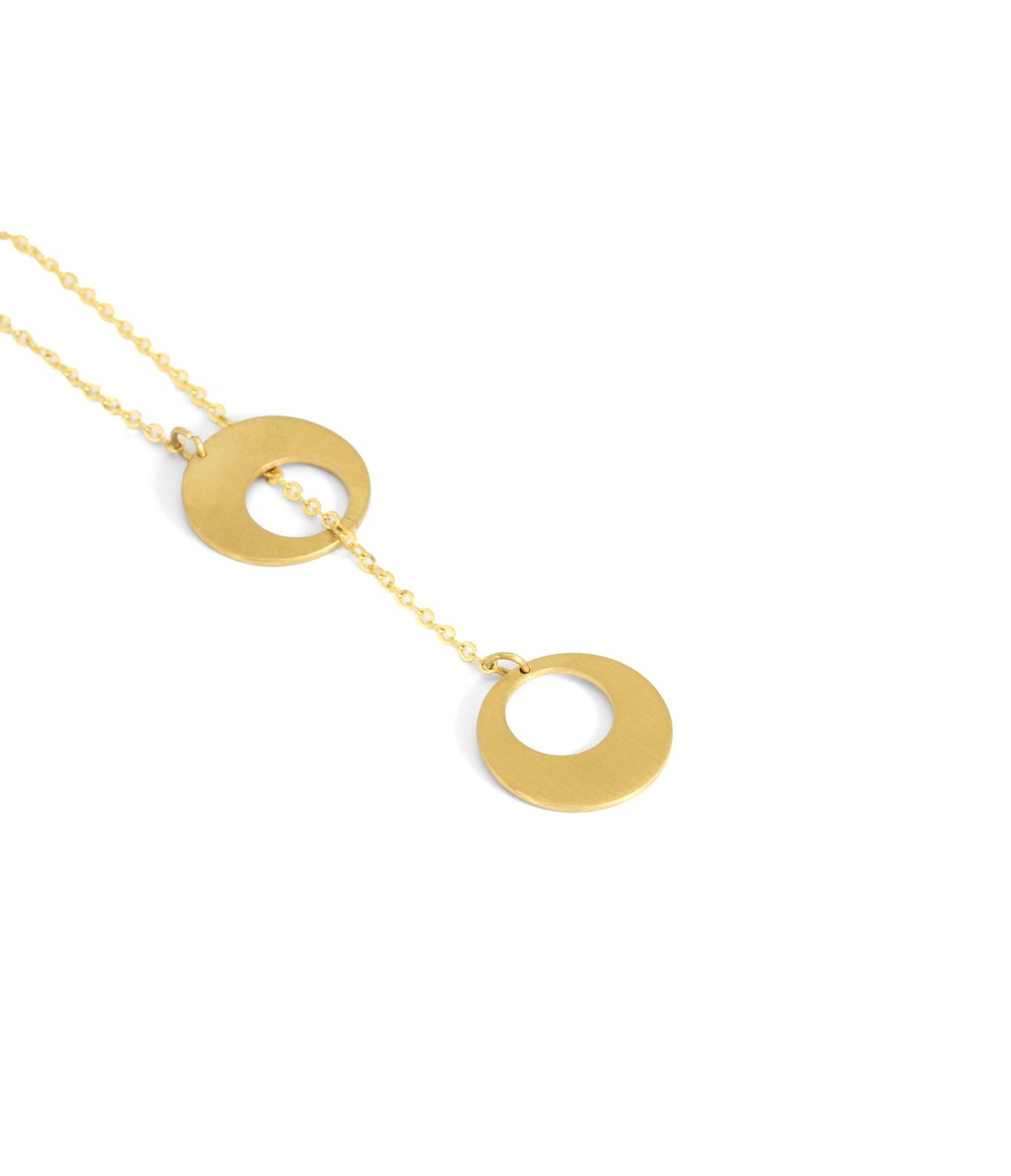 Collier Duo Cercles petit modèle porté en pendentif long pour un style plus affirmé.
